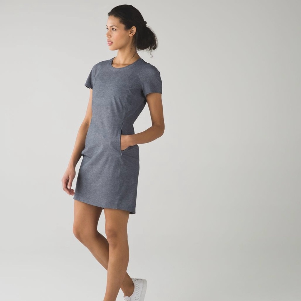 Lululemon &go Endeavor Dress
